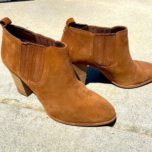 Michael Kors women’s ankle boot